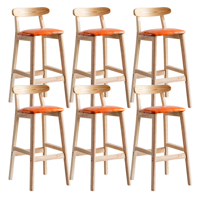 Pie de contraataque industrial Taburete de Counterless Café de madera con pedal y cojín