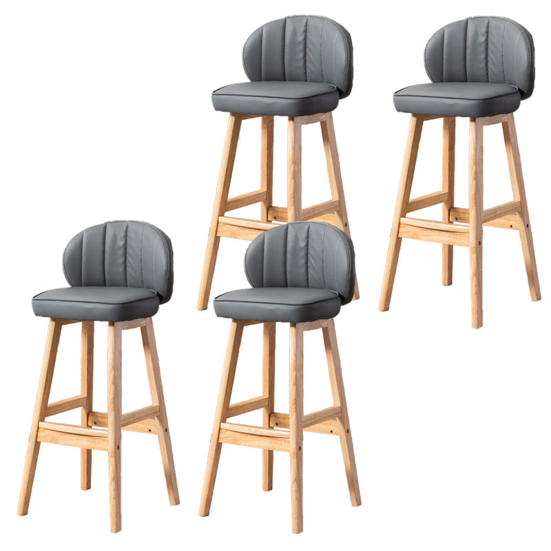 Sgabelli da bar in legno massiccio industriale PU Schibelli in pelle con parte bassa