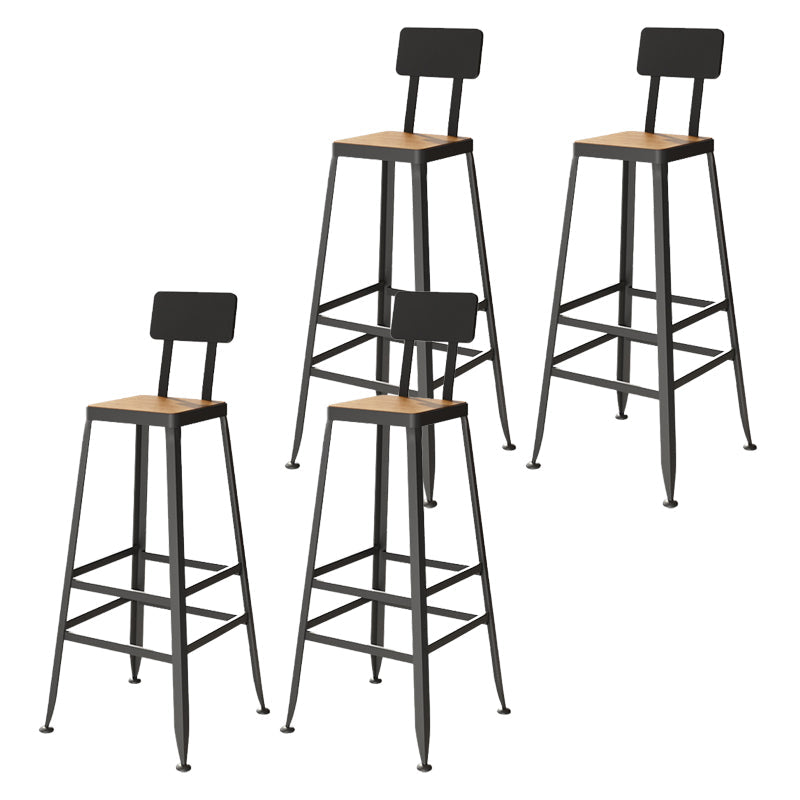 Industriële metalen Bar Stool Bar Hoogte Armloze ontlasting met zwarte benen