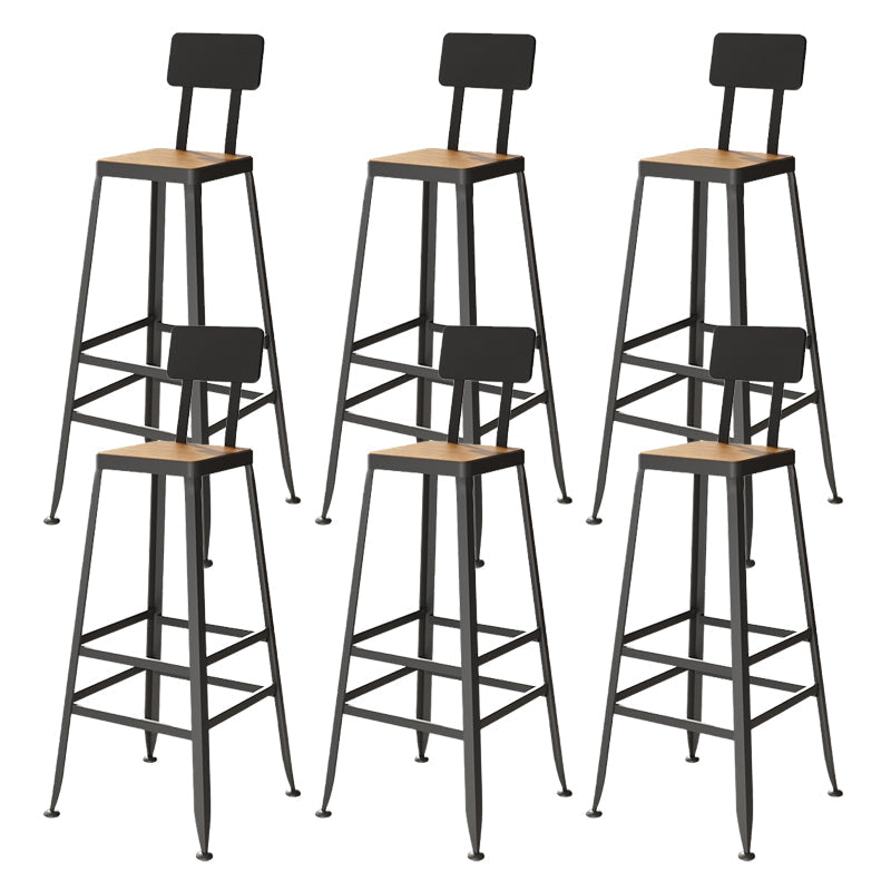 Industriële metalen Bar Stool Bar Hoogte Armloze ontlasting met zwarte benen