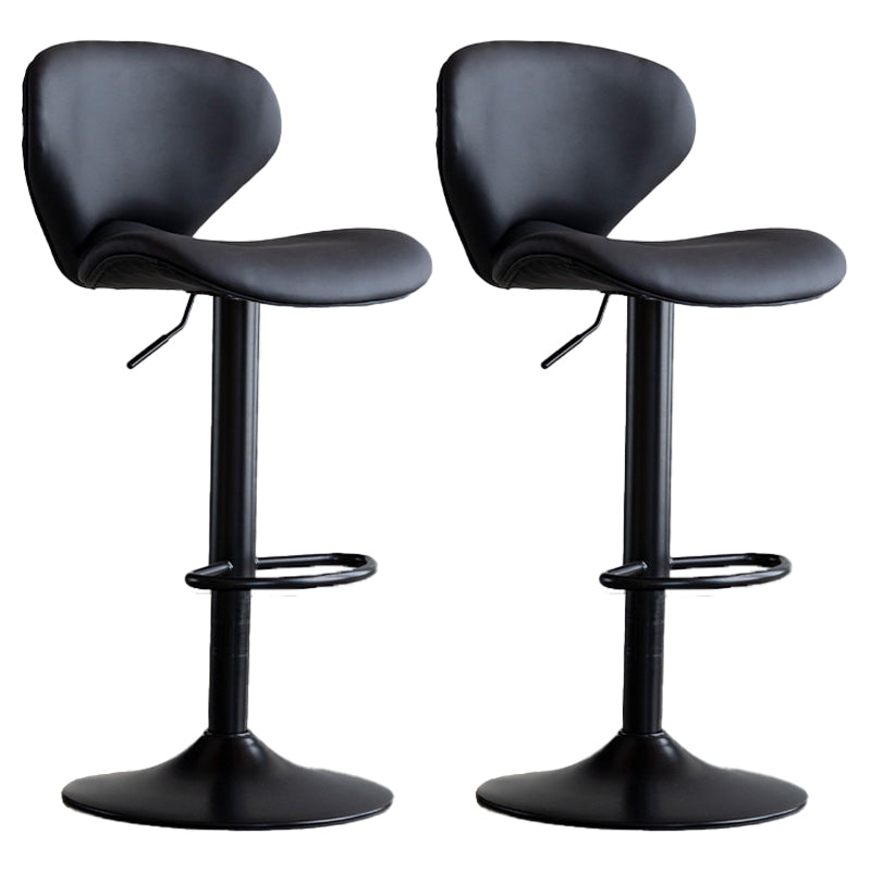 Draaibare verstelbare hoogte Bar Stool Industrial Faux lederen barkruk met voetsteun