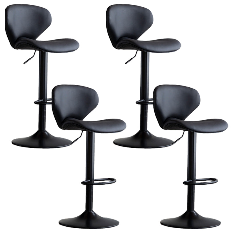 Draaibare verstelbare hoogte Bar Stool Industrial Faux lederen barkruk met voetsteun