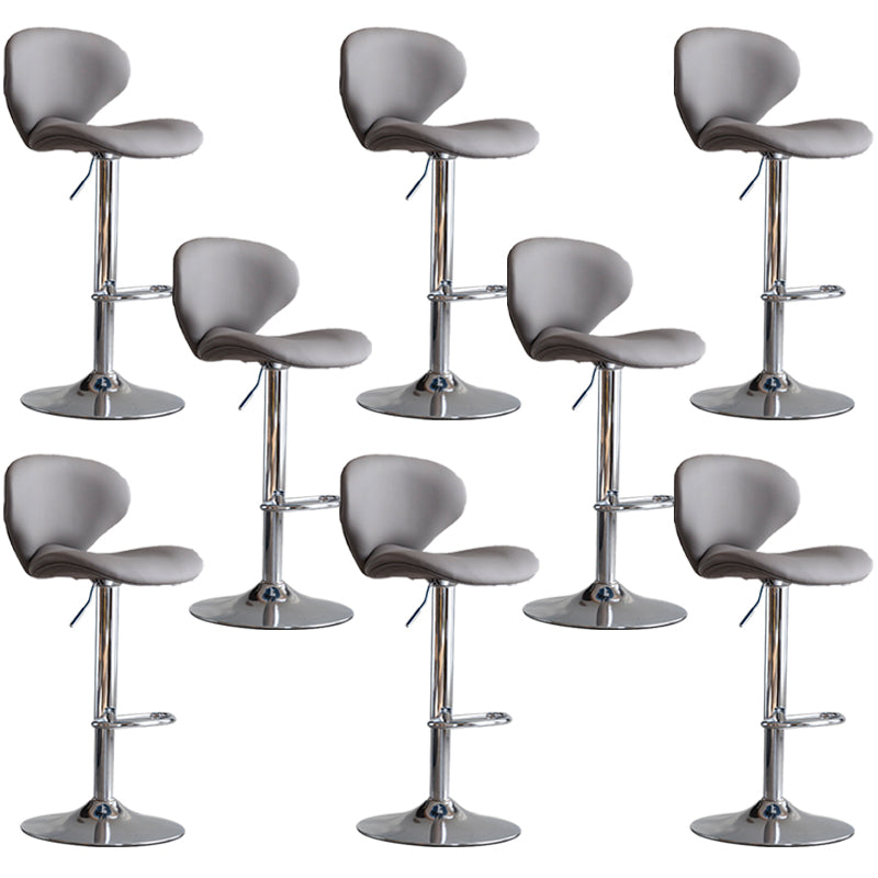 Draaibare verstelbare hoogte Bar Stool Industrial Faux lederen barkruk met voetsteun