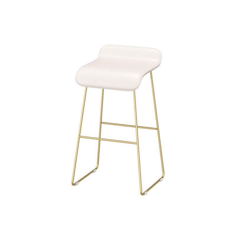 Taburete de barra de cuero falso taburete sin altura de altura con base de oro