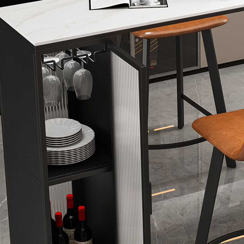 Sgabelli da bar in metallo glam in finta pelle con sgabelli con gambe nere