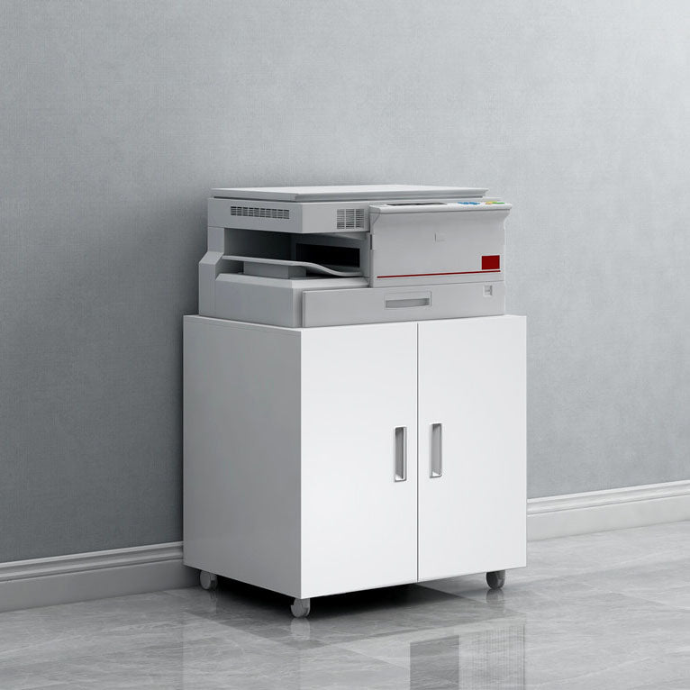 Archivos contemporáneos Archives laterales de marco de metal en la oficina de ruedas