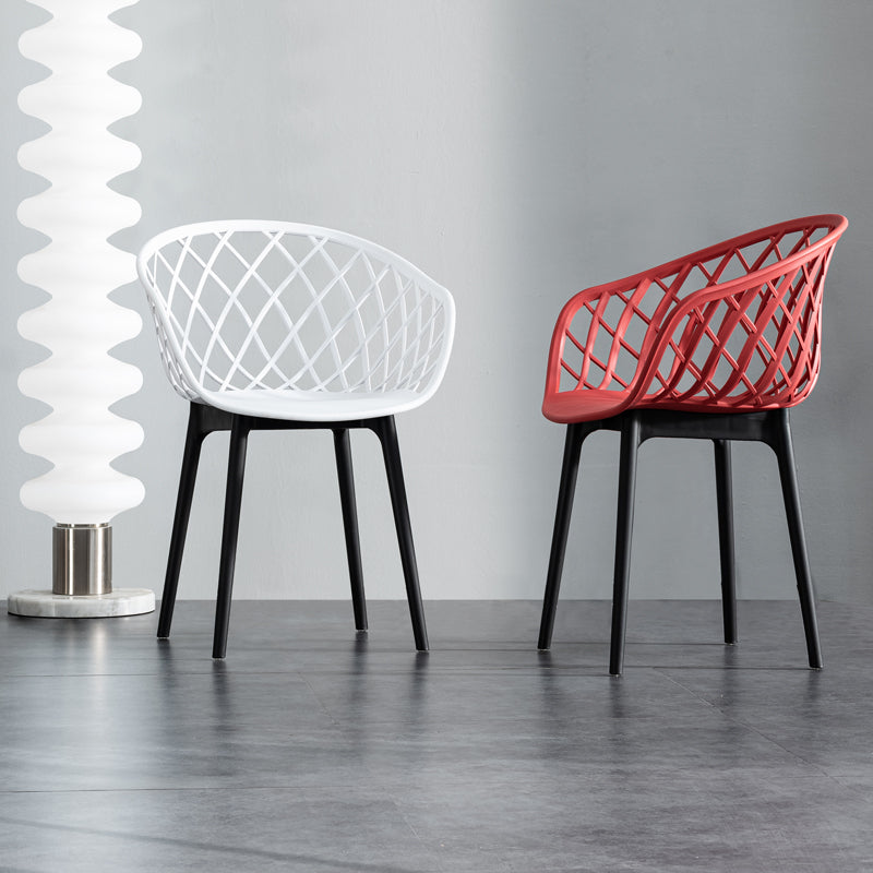 リビングルーム用のモダンなシンプルなアームチェアプラスチックダイニングアームチェア