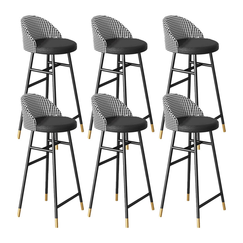 Sgabelli da bar imbottiti da bar in metallo industriale con gambe nere