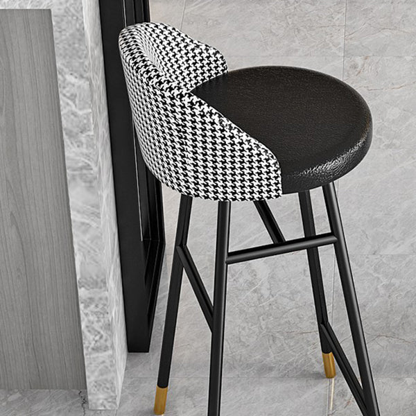 Sgabelli da bar imbottiti da bar in metallo industriale con gambe nere