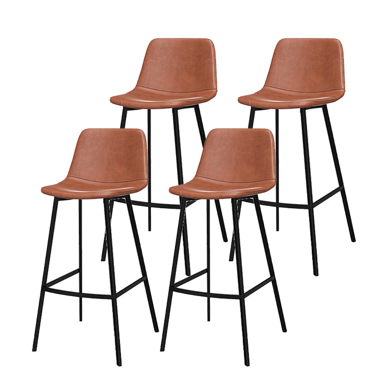 Sgabello da bar in pelle in pelle in pelle industriale con gambe nere