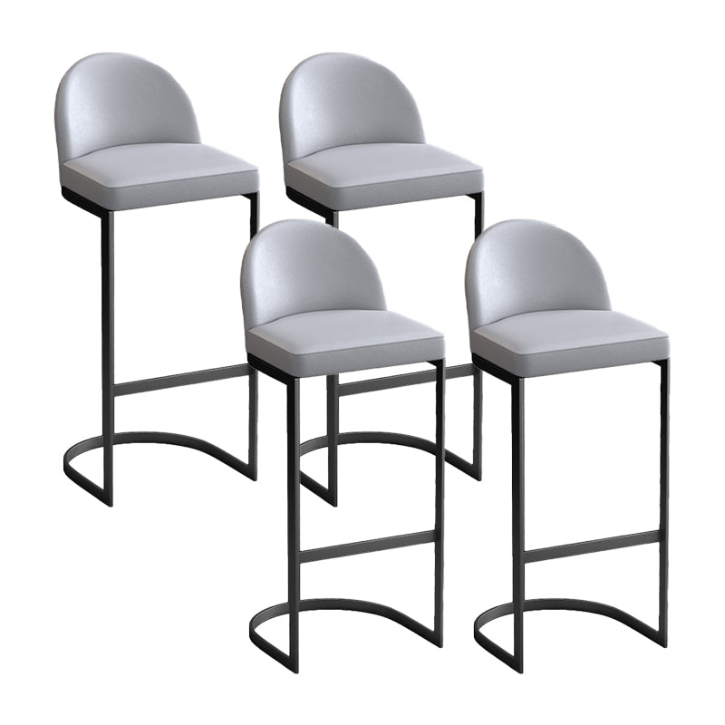 Sgabello da bar con pranzo imbottito glam con base in metallo