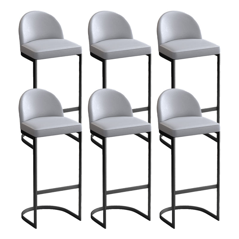 Sgabello da bar con pranzo imbottito glam con base in metallo