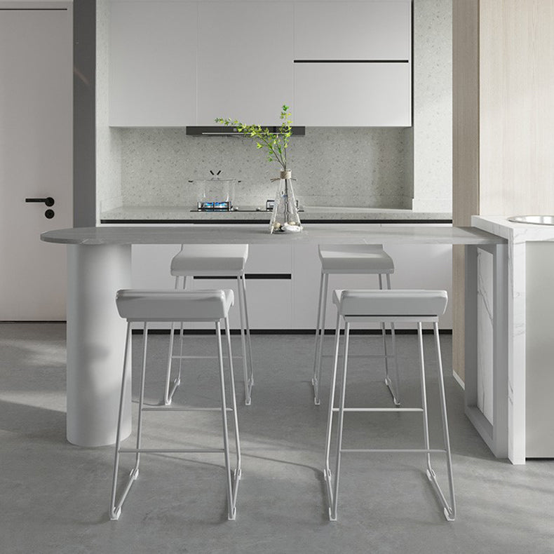 PUレザーバースツールインダストリアルメタルアームレスバースツールとフットレスト