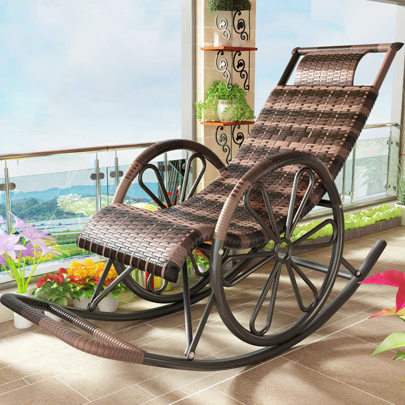 Midden-eeuwse moderne rattan schommelstoel metalen schommelstoel voor woonkamer