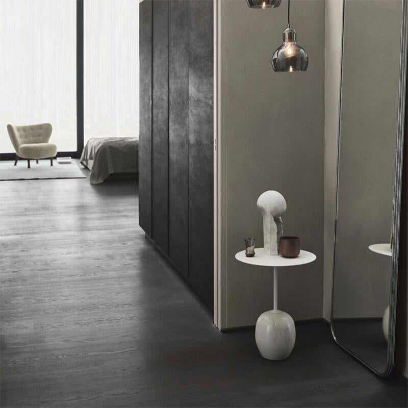 Moderne ronde metalen bijzettafel 15.74 "brede voetstuk eindtafel