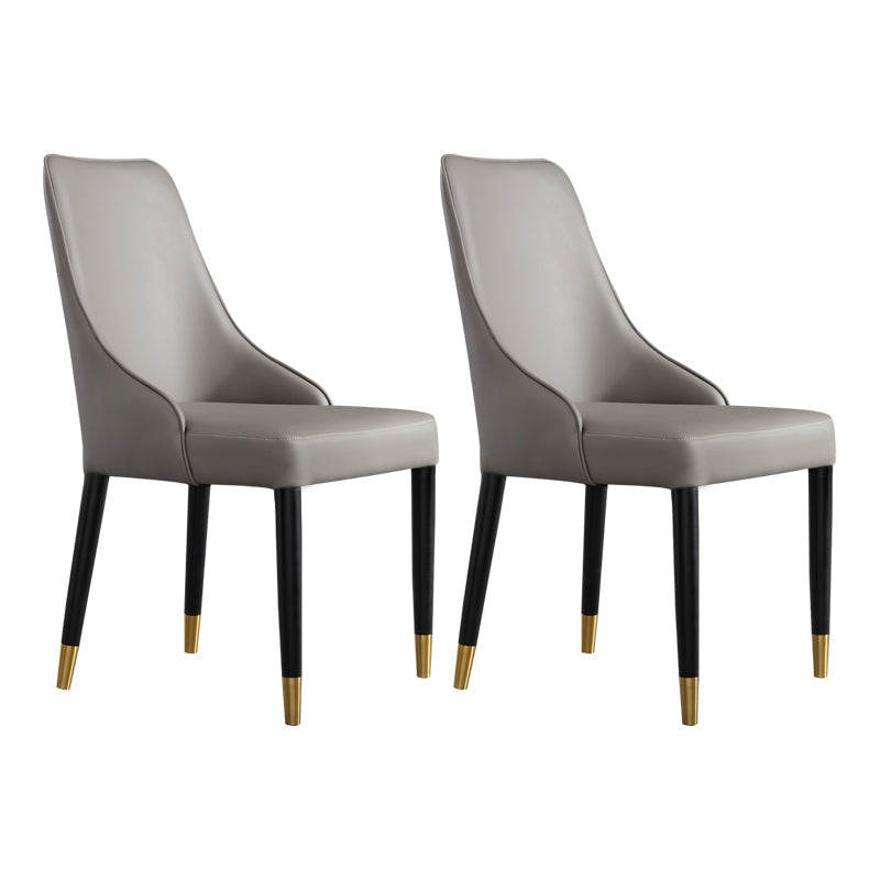 Moderne eenvoudige zijstoel houten basisarmloze eetkamerstoel voor thuisgebruik