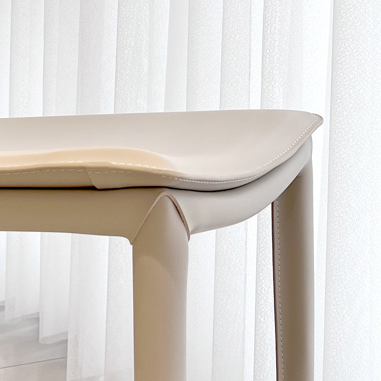 Chaise latéral en faux cuir en cuir en métal chaise de salle à manger sans bras pour chambre à coucher