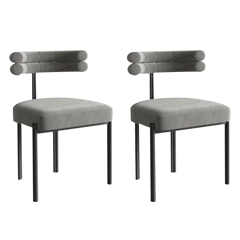 Moderne eenvoudige metalen zijstoel gestoffeerde eetkamerstoelen voor thuisgebruik