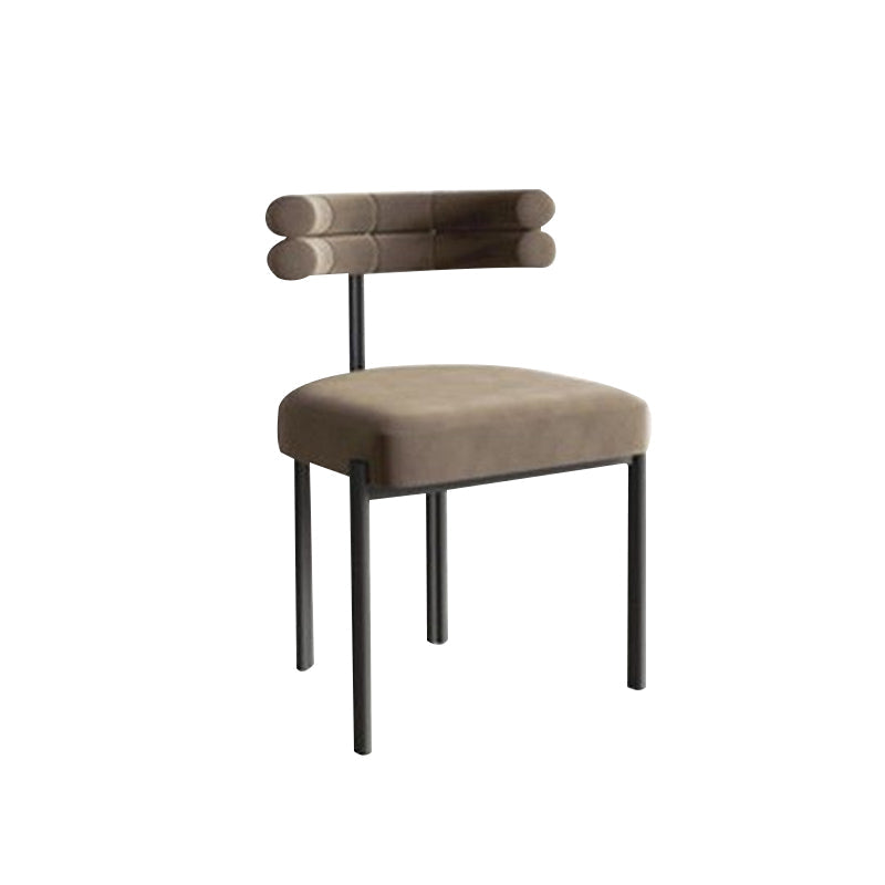Moderne eenvoudige metalen zijstoel gestoffeerde eetkamerstoelen voor thuisgebruik