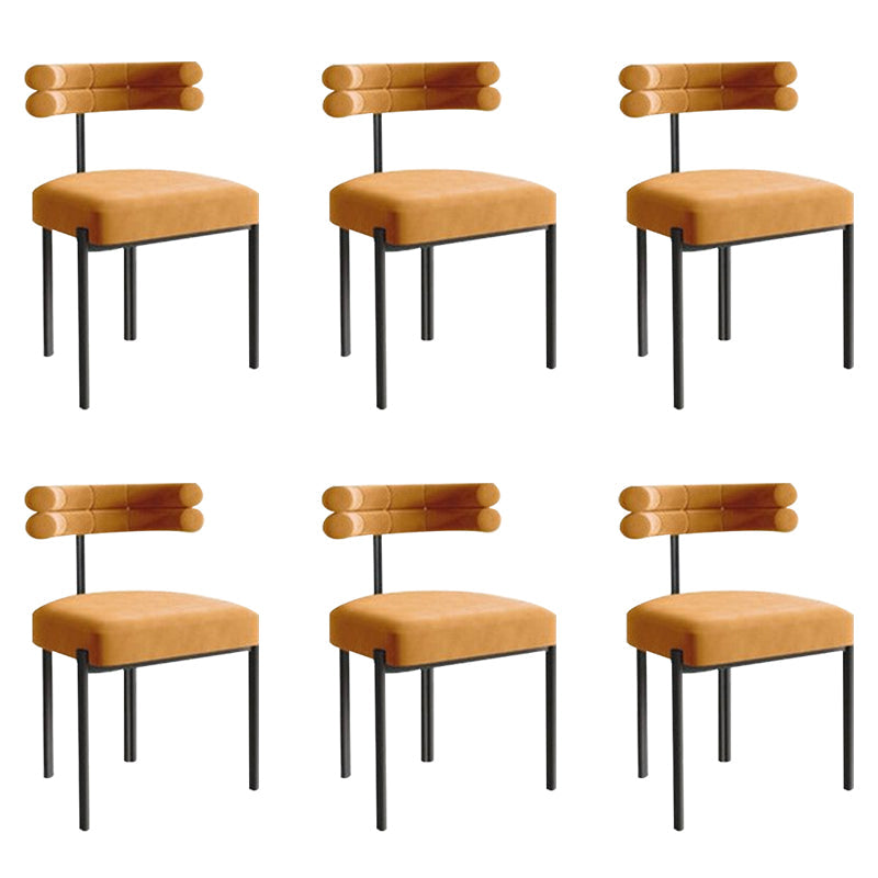 Moderne eenvoudige metalen zijstoel gestoffeerde eetkamerstoelen voor thuisgebruik