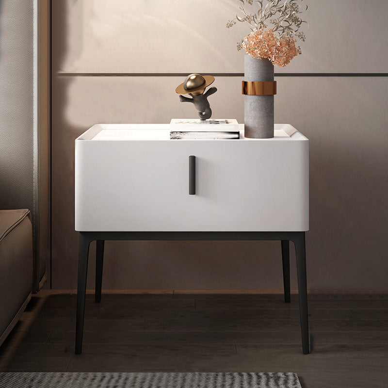 木製のアクセントテーブルナイトスタンドモダンなベッドサイドキャビネットの引き出し付き