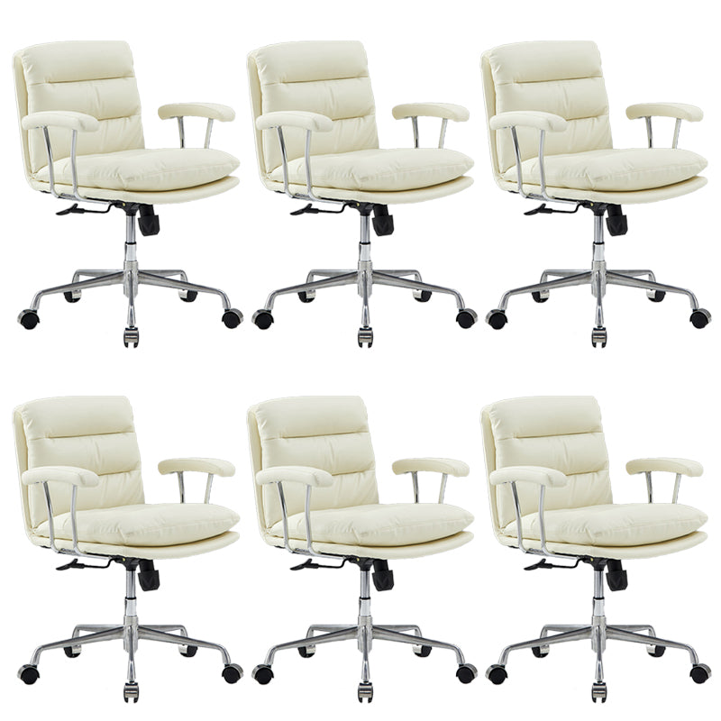 Chaise de bras rembourrée en cuir à hauteur de siège réglable chaise de bureau avec roues