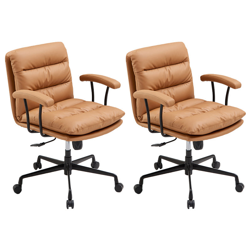 Chaise de bras rembourrée en cuir à hauteur de siège réglable chaise de bureau avec roues