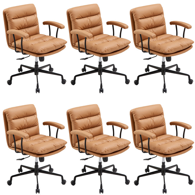 Chaise de bras rembourrée en cuir à hauteur de siège réglable chaise de bureau avec roues
