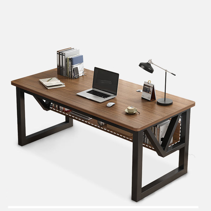 Bureau d'ordinateur rectangulaire Bureau de bureau de finition antique avec jambes en métal