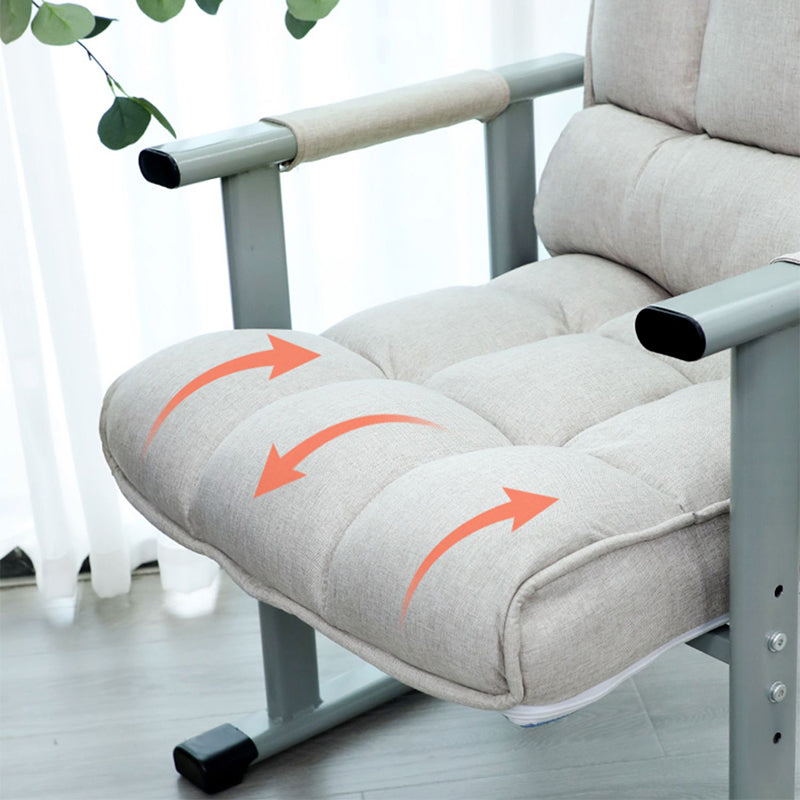 Hedendaagse standaardrecliner met Swivel Rocker en teruggebracht