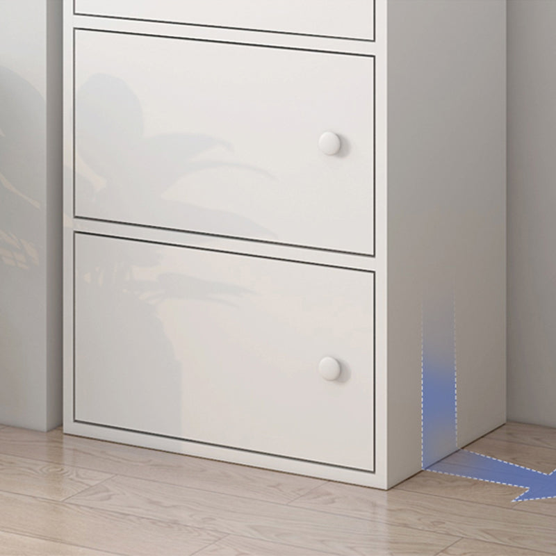 Armoire de rangement rectangulaire minimaliste avec portes en bois