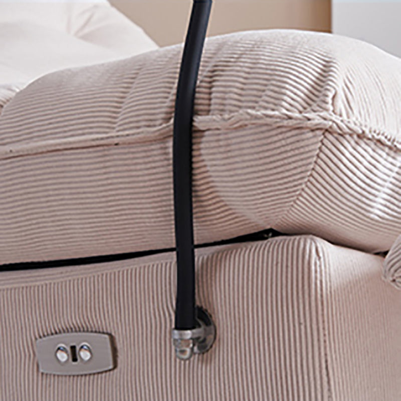 Recliner di velluto a coste contemporanea trapuntata