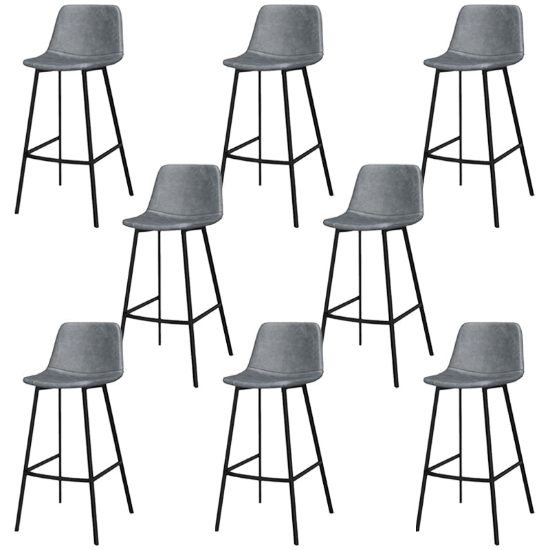 Sgabello da barre per barre della barretta in pelle finta con base nera