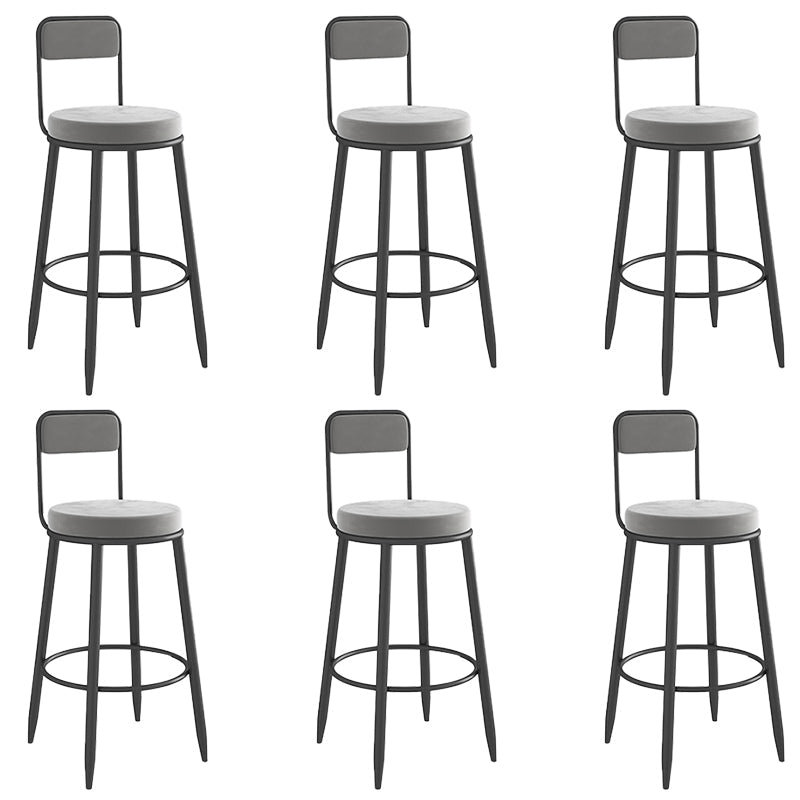 Sgabelli da bar in imbottitura rotonda con poggiapiedi
