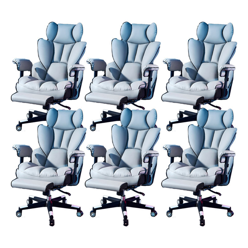 Silla de juego moderna para el hogar de cuero de cuero silla de acuñación con ruedas