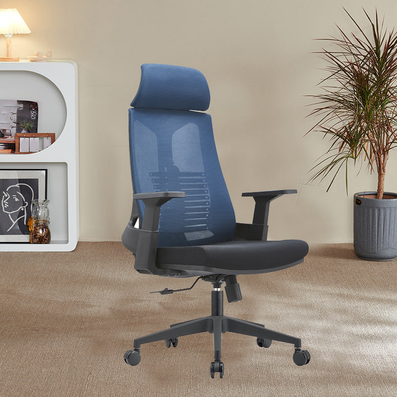 モダンな固定武器室の椅子の傾きメカニズムホイール付きの苦痛な人間工学に基づいた椅子