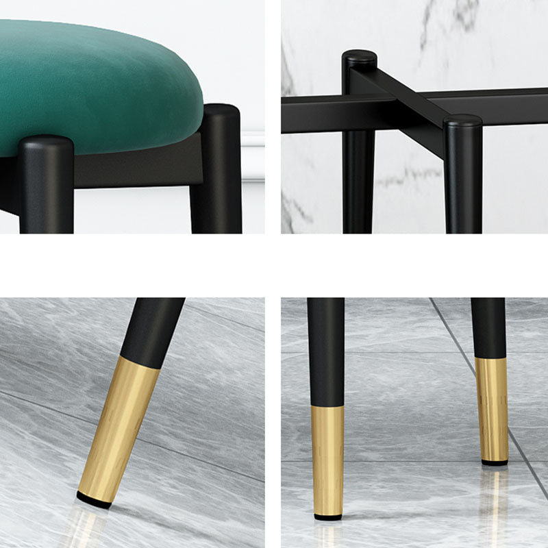 Luxury Ottoman Velvet Tear Resistant Solid Color Round Ottoman with Metal Legs Clearhalo 'furn' 'furn_ottomans_poufs' 'Furniture' 'Living Room Furniture' 'Ottomans & Poufs' 'ottomans_poufs' 7101895