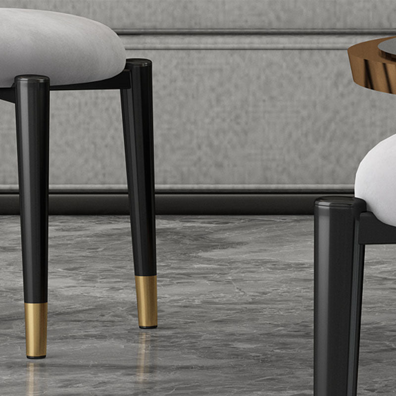 Luxury Ottoman Velvet Tear Resistant Solid Color Round Ottoman with Metal Legs Clearhalo 'furn' 'furn_ottomans_poufs' 'Furniture' 'Living Room Furniture' 'Ottomans & Poufs' 'ottomans_poufs' 7101899