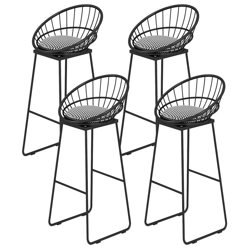 Sgabello da bar senza braccio da pranzo rivestito con una base in metallo