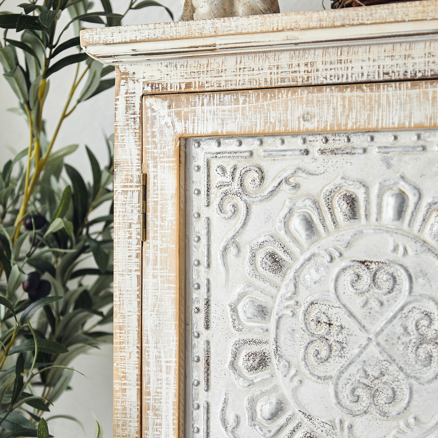 Industrial Stain Resistant Cabinet Distressed Wood Solid Wood Accent Cabinet Clearhalo 'Cabinets & Chests' 'cabinets_chests' 'furn' 'furn_cabinets_chests' 'Furniture' 'Living Room Furniture' 7117646