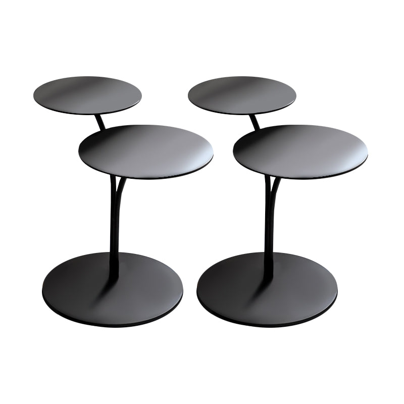 Zeitgenössischer Metall am Nachttisch am Nachttisch