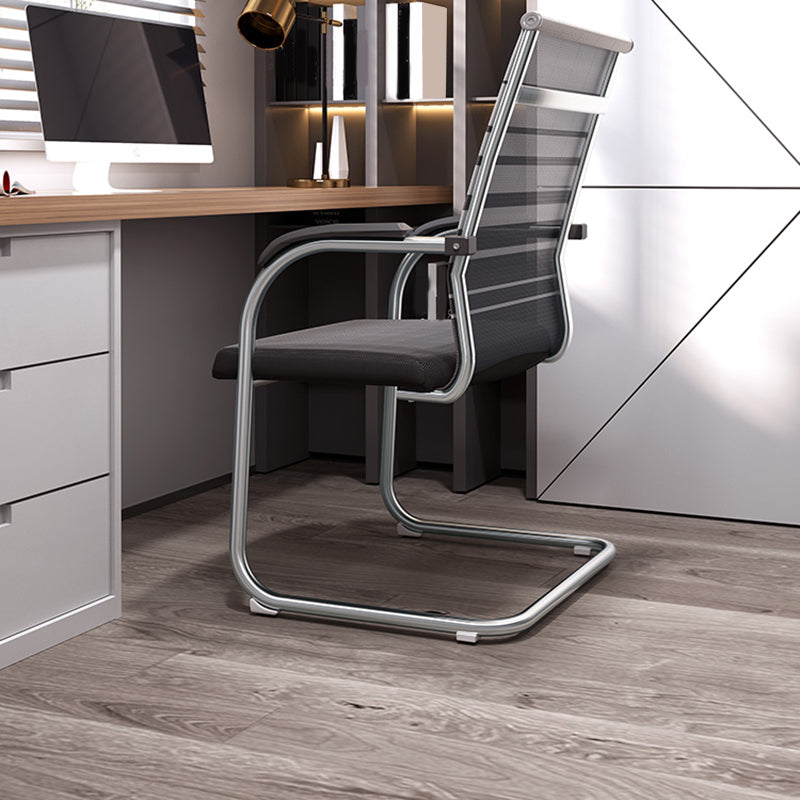 Moderner Bürostuhl fester Waffen ergonomischer Stuhl mit atmungsaktivem Rücken