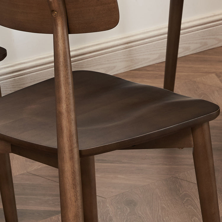 Solide houten eetkamerstoel moderne stijl open rug armloze stoel voor eetkamer