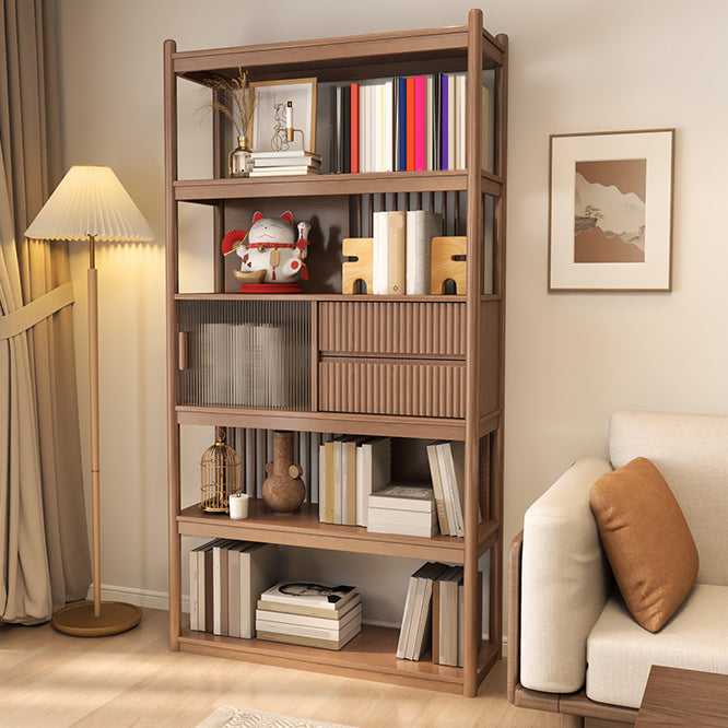 Armoire en verre brune / naturel, armoire moderne en bois massif du milieu du siècle