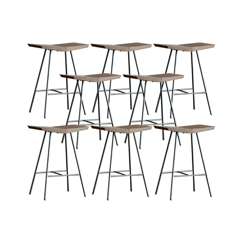 Hedendaagse metalen barkruk voetsteun tegenstoel in bruin