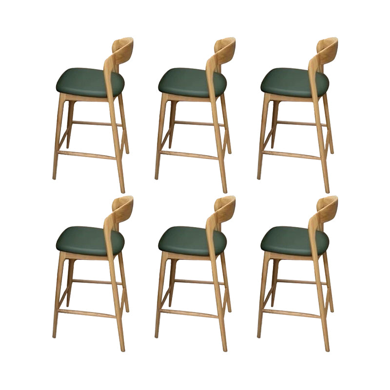 Scandinavian Indoor Bar Stools Solid Wood Bar Stool with Footrest