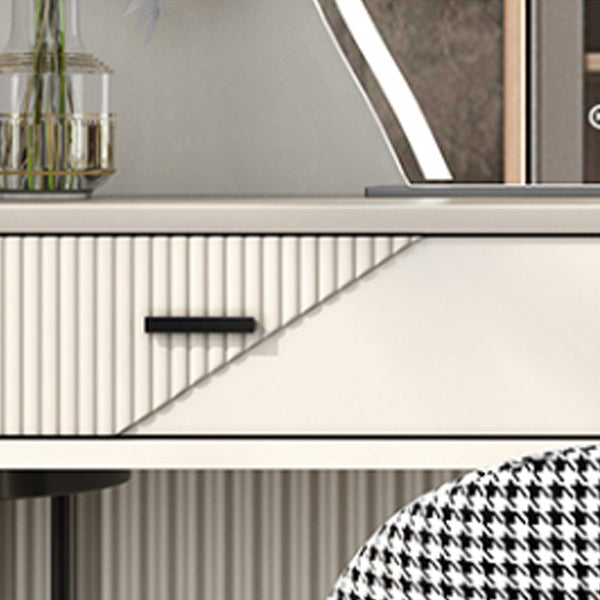 Scantina scandinava di vanità bianca in pietra a 5 cassetti da toeletta da toeletta