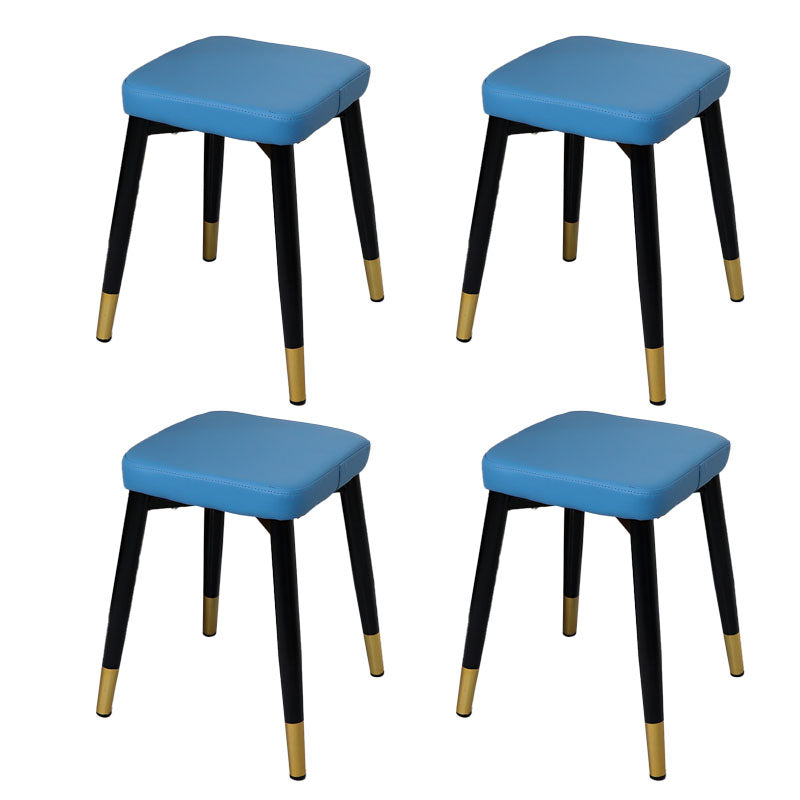 Glam otomano de cuero de cuero sólido otomano cuadrado con patas de metal