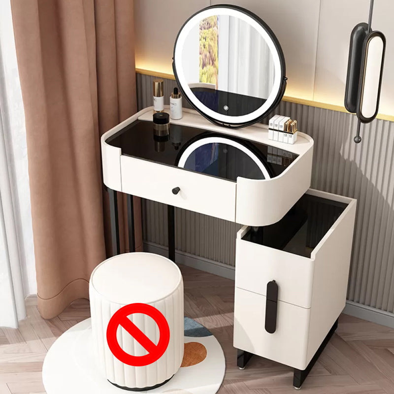Copeador de maquillaje de cuero moderno de tocador moderno de mediados de siglo con espejo y taburetes