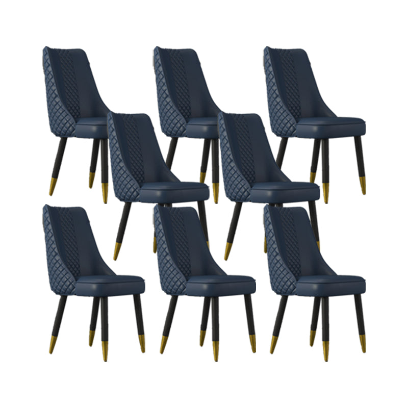 工業スタイルのダイニングチェアフェイクレザーキッチンの椅子と木製の脚